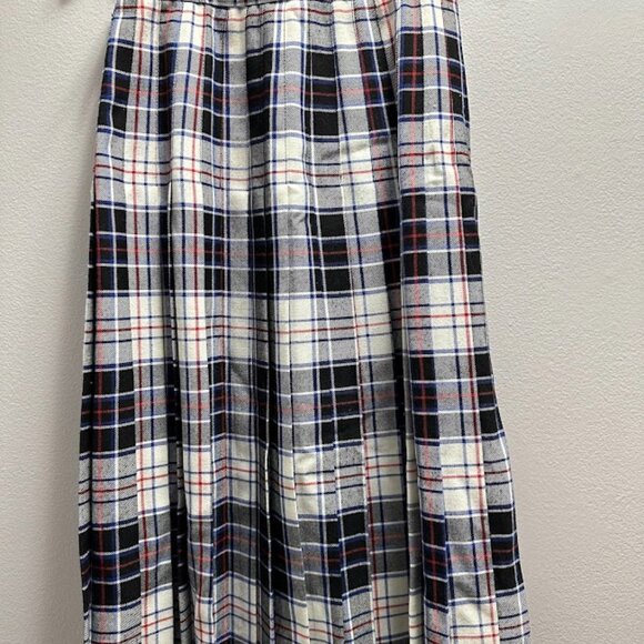 Vintage St. Michael Plaid Wrap Skirt | Size 12 | Polyester Viscose Blend - Picture 2 of 5